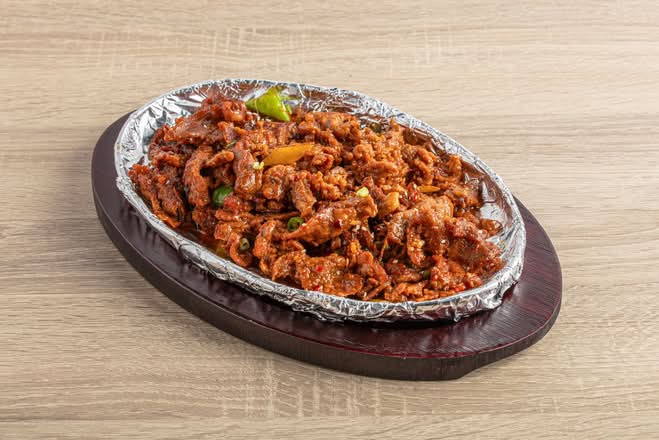 Sizzling Beef (铁板牛肉)